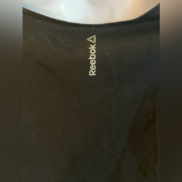 Reebok Cropped Black Oversized Tee with Sheer midriff, size Small - Picture 5 of 8